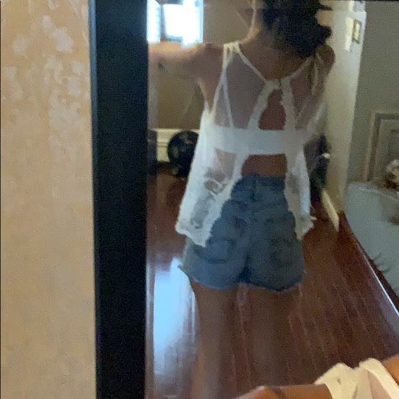 Gorgeous whit sheer shirt - Picture 2 of 4